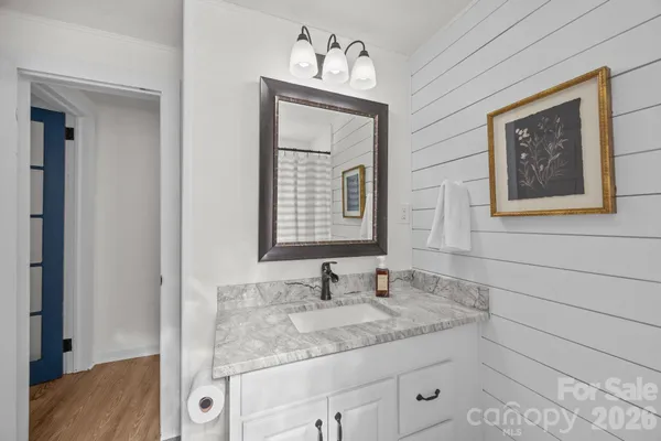 $420,000 | 164 Lakeside Drive, Asheville, NC 28806