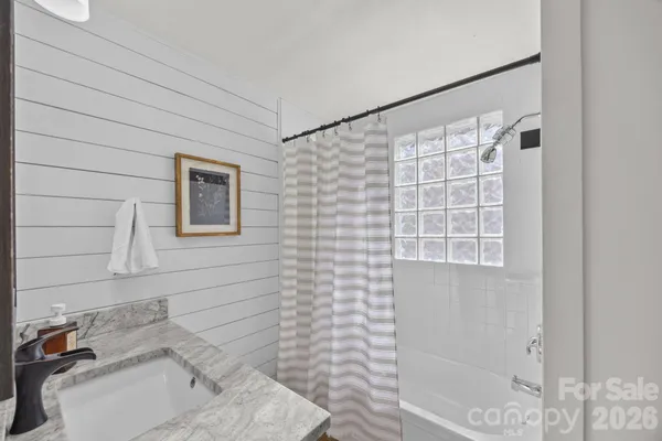 $420,000 | 164 Lakeside Drive, Asheville, NC 28806