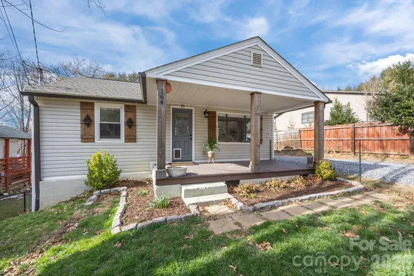 $420,000 | 164 Lakeside Drive, Asheville, NC 28806