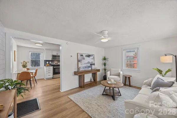 $420,000 | 164 Lakeside Drive, Asheville, NC 28806