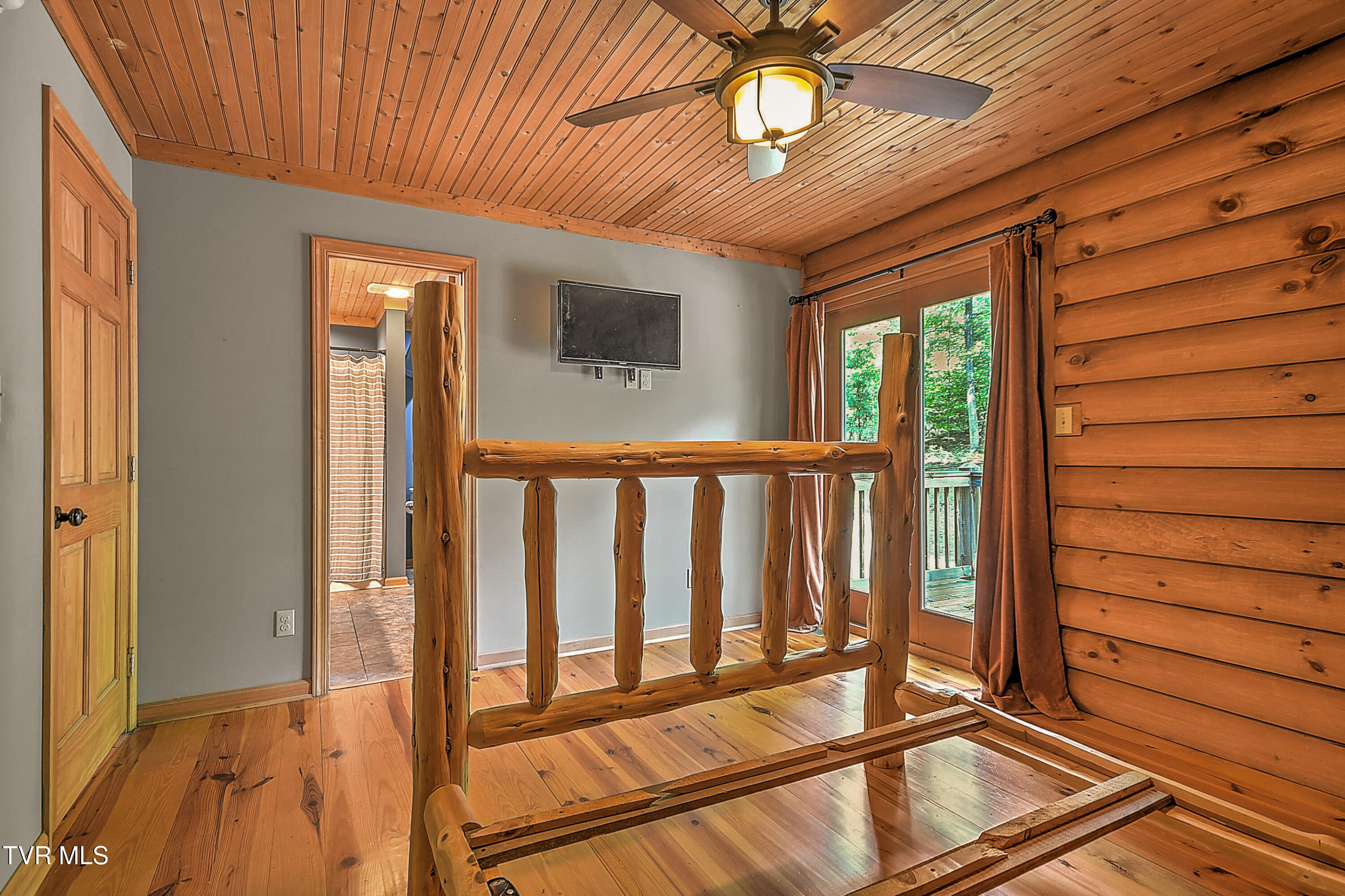 9245 Mendota Road Mendota, VA 24270 - Photo 24 of 65 9425 Mendota GUnit -24