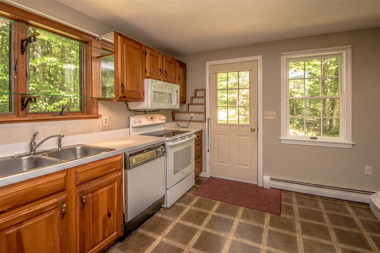 1021 Eaton Road Conway, NH 03818 - Photo 2 of 22