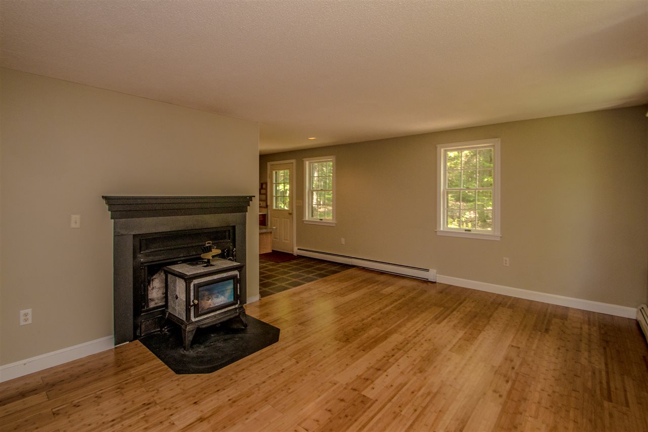 1021 Eaton Road Conway, NH 03818 - Photo 4 of 22
