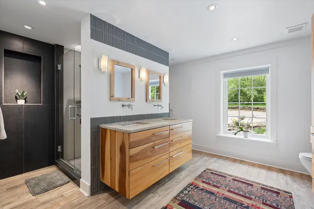 $10,000 | 5910 Willshire Drive, Nashville, TN 37215