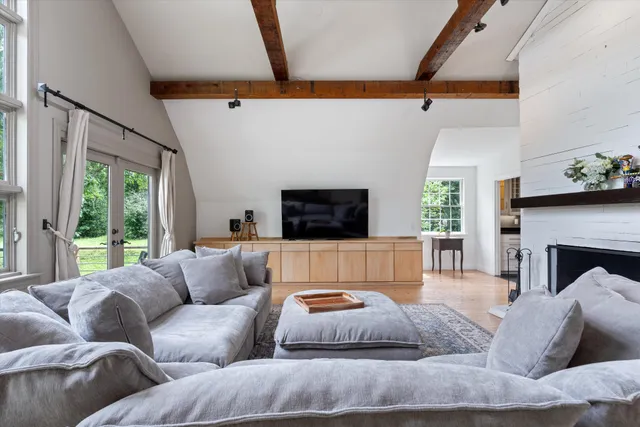 $10,000 | 5910 Willshire Drive, Nashville, TN 37215