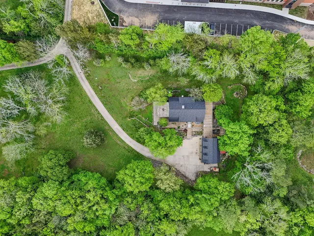 $10,000 | 5910 Willshire Drive, Nashville, TN 37215