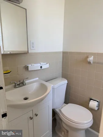 $1,850 | 1333 Sycamore Avenue, Wilmington, DE 19805