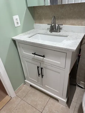 $2,600 | 9-11 Hesper Street, Unit 1, Lynn, MA 01905