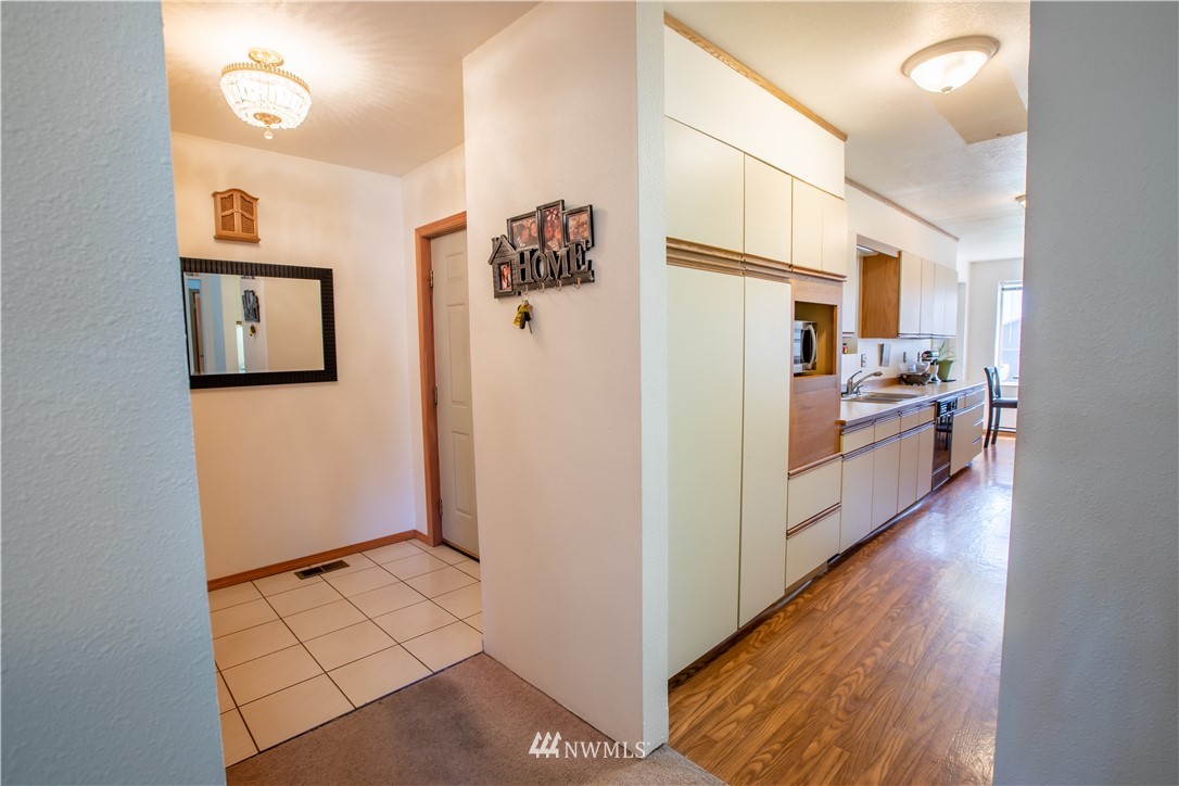 15 Ridge Drive Ephrata, WA 98823 - Photo 3 of 28 Gallery Image 3