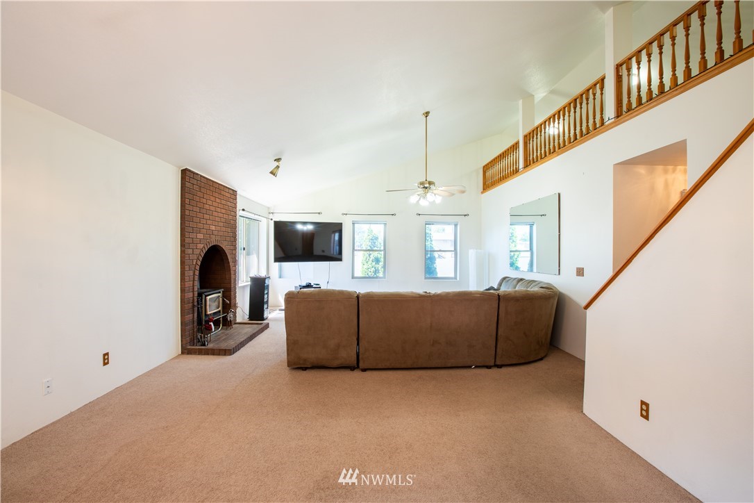 15 Ridge Drive Ephrata, WA 98823 - Photo 8 of 28 Gallery Image 8