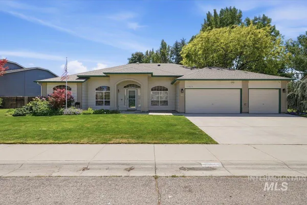 $609,900 | 11027 West Wagon Pass Street, Boise, ID 83709