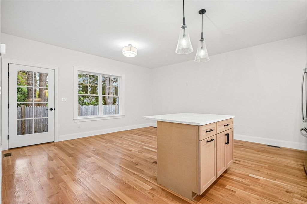 13 Parker Road Wakefield, MA 01880 - Photo 15 of 26