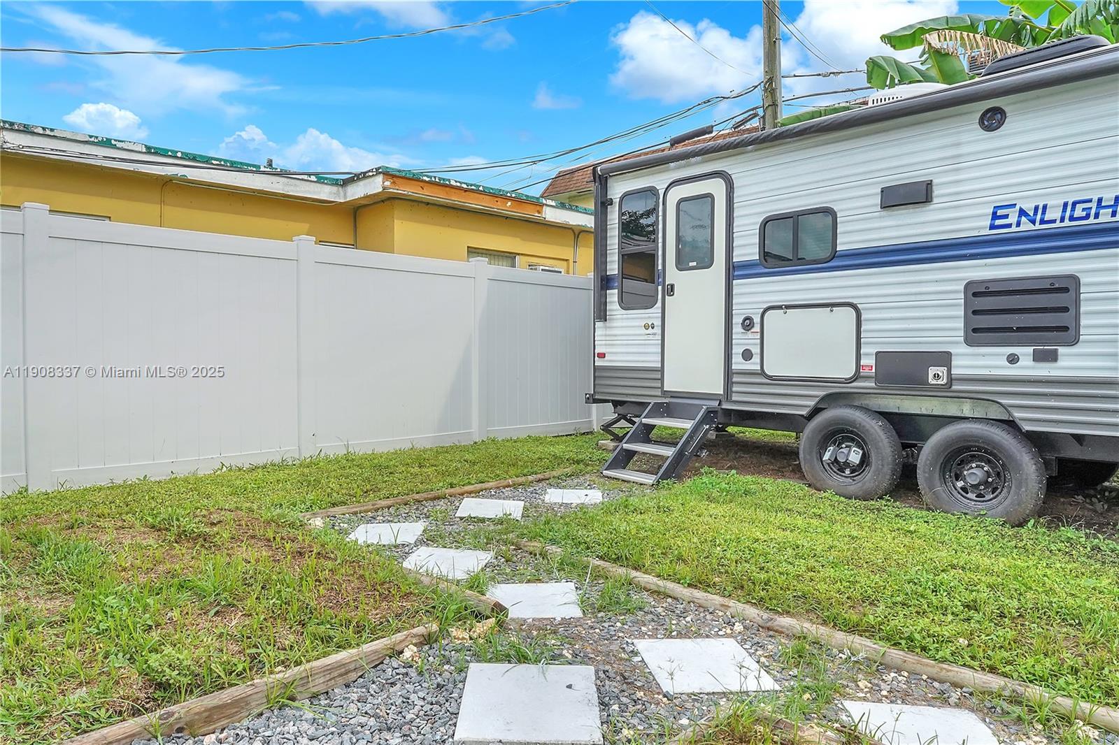 6036 Polk Street, Unit 4 Hollywood, FL 33024 - Photo 14 of 26