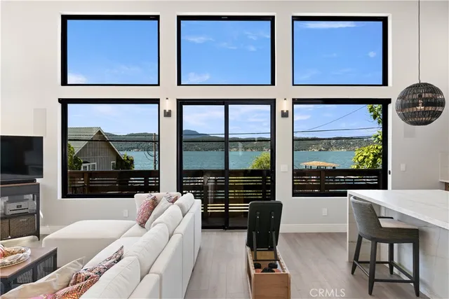 a view of walk in closet