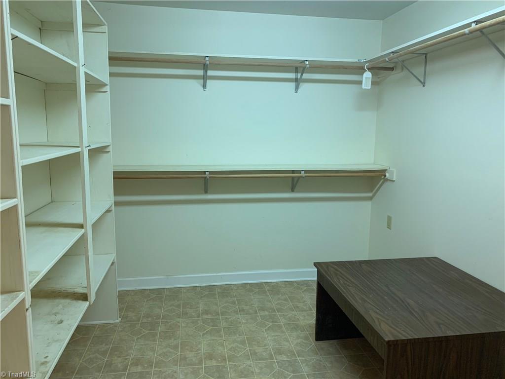 1025 Friendly Road Eden, NC 27288 - Photo 13 of 17 Gallery Image 13