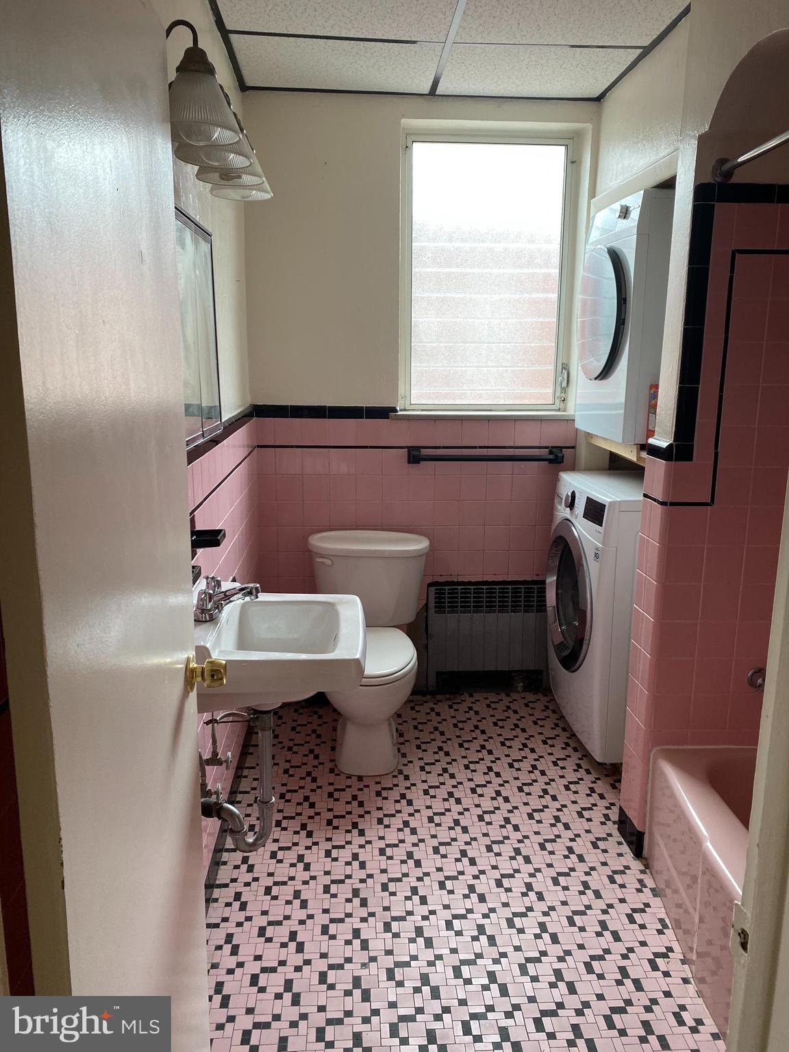 1526 West Ritner Street Philadelphia, PA 19145 - Photo 4 of 6