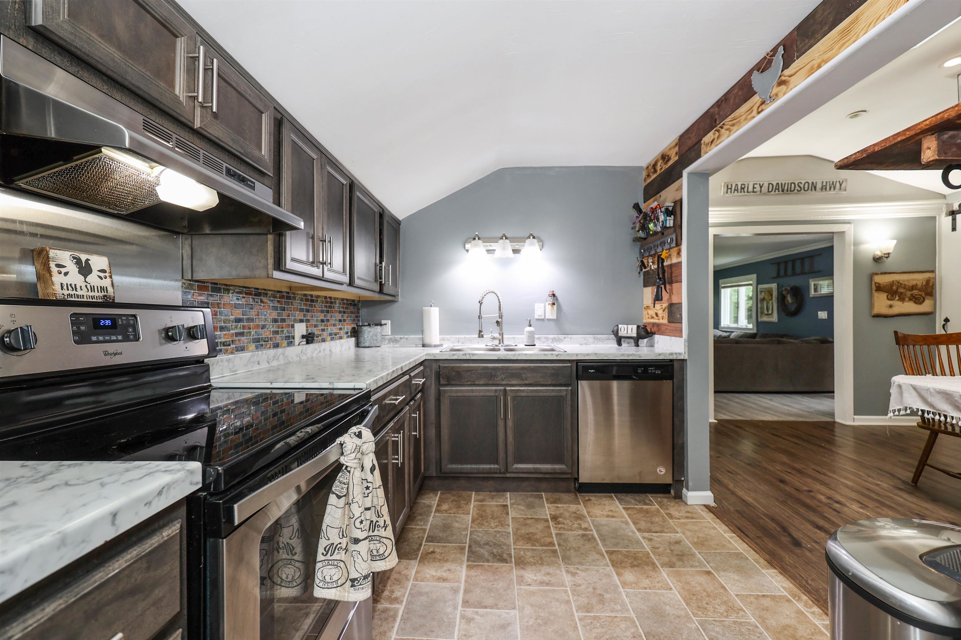 133 River Road Weare, NH 03281 - Photo 11 of 31