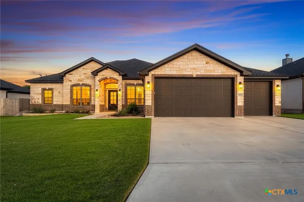 $465,000 | 5521 Alazan Drive, Belton, TX 76513