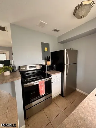 $1,600 | 620 Southeast 47th Street, Unit 2, Cape Coral, FL 33904