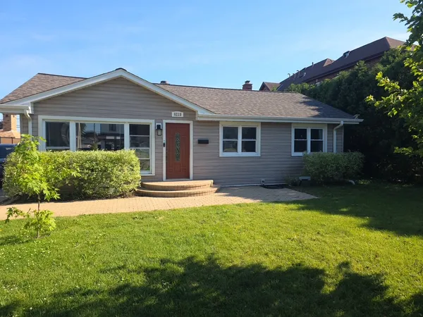 $495,000 | 8219 West Summerdale Avenue, Chicago, IL 60656