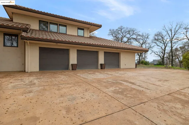 $975,000 | 25775 Powell Ranch Road, Sonora, CA 95370