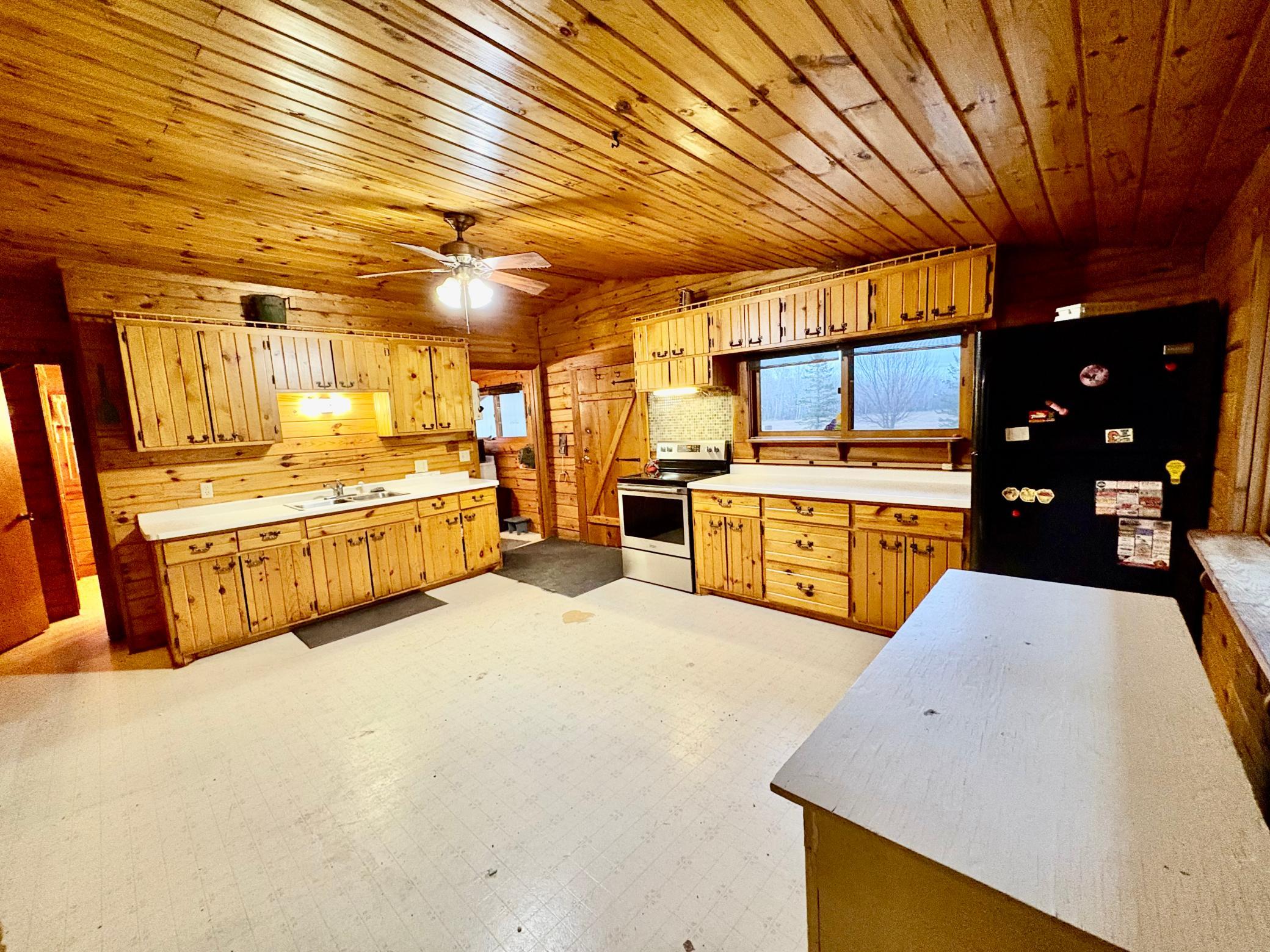 3616 Haycreek Road Southeast Baudette, MN 56623 - Photo 16 of 37