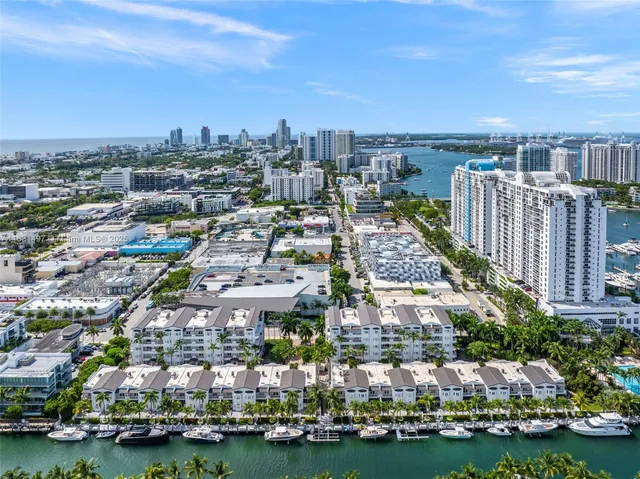$15,800 | 1415 Sunset Harbour Drive, Unit 406, Miami Beach, FL 33139