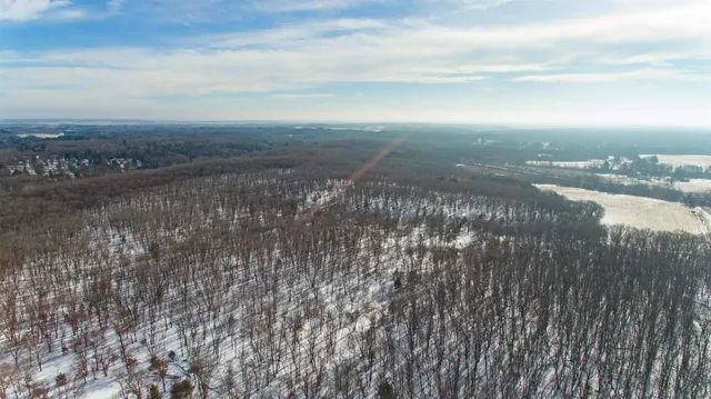 $798,000 | 109-ac 109-ac Fawn Lane, Montello, WI 53949