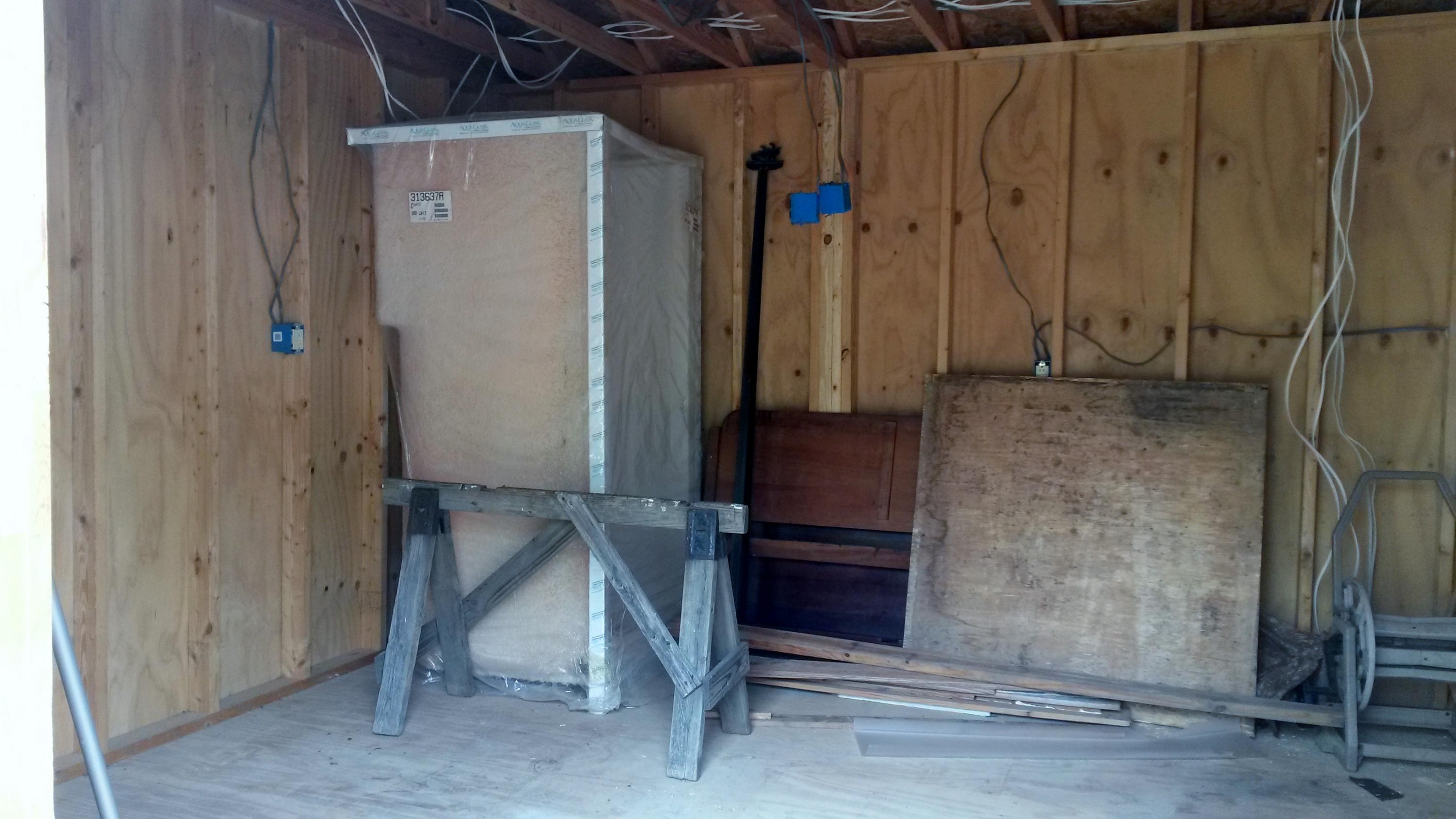 21 Garden Lane Elloree, SC 29047 - Photo 10 of 20 shed inside