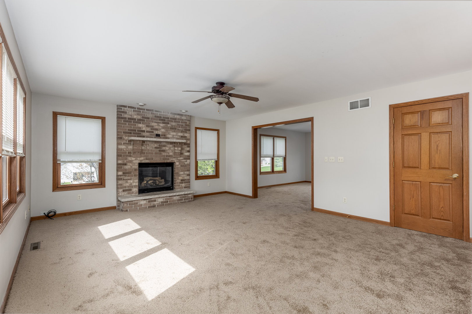 2669 East 1545th Road Ottawa, IL 61350 - Photo 7 of 42
