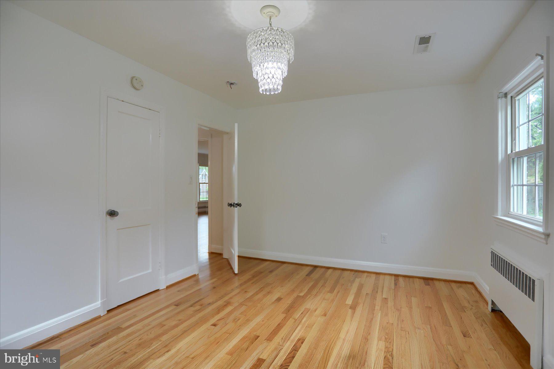422 Aigburth Road Towson, MD 21286 - Photo 27 of 48 2nd Bedroom