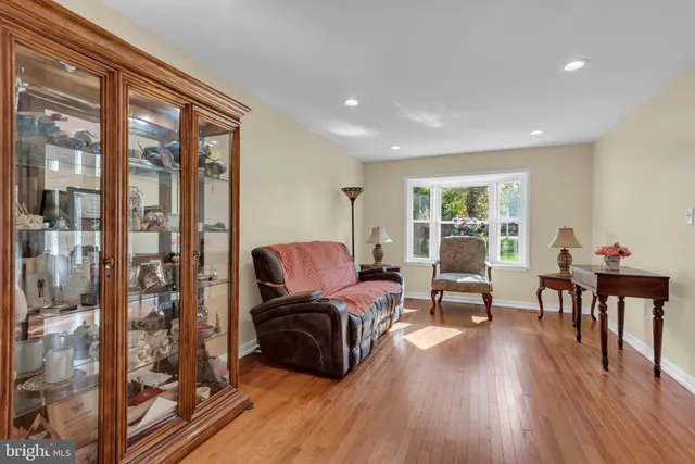 $539,999 | 9306 Queens Post Court, Laurel, MD 20723