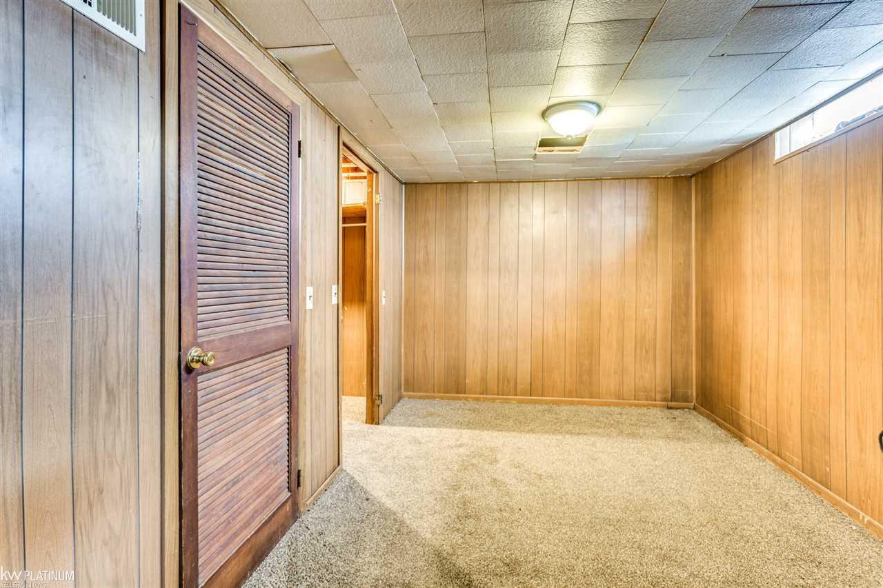 19509 East 14 Mile Road Clinton Township, MI 48035 - Photo 19 of 20