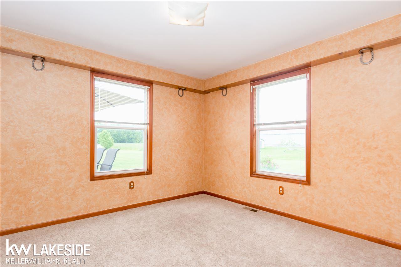 13350 Tibbets Road Memphis, MI 48041 - Photo 18 of 39 31386986-17.JPG
