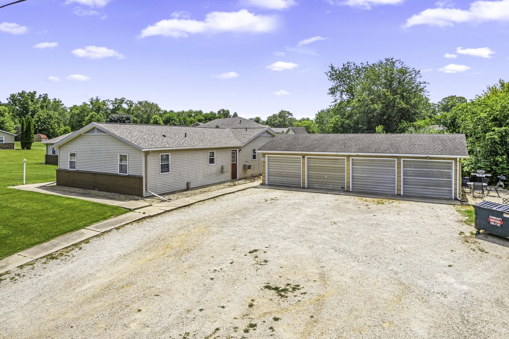 1620 Suydam Road Sandwich, IL 60548 - Photo 2 of 39