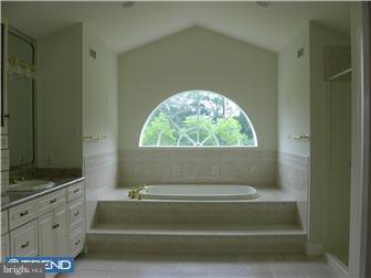 765 Jackson Road Sewell, NJ 08080 - Photo 6 of 12 Bathroom