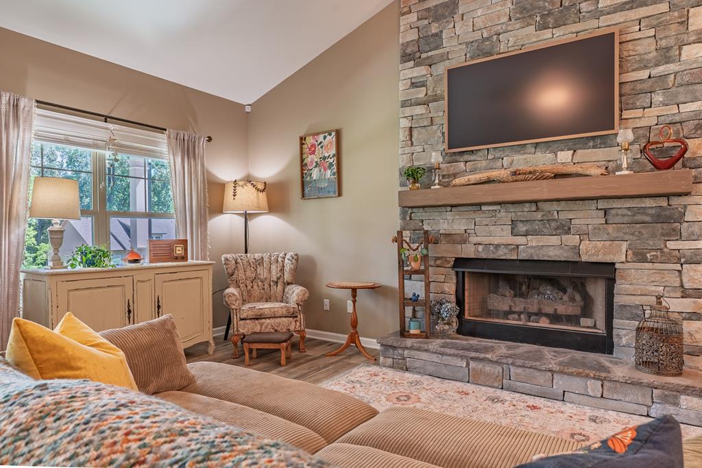 110 Sunset Cove Ellijay, GA 30540 - Photo 6 of 23 Gallery Image 6