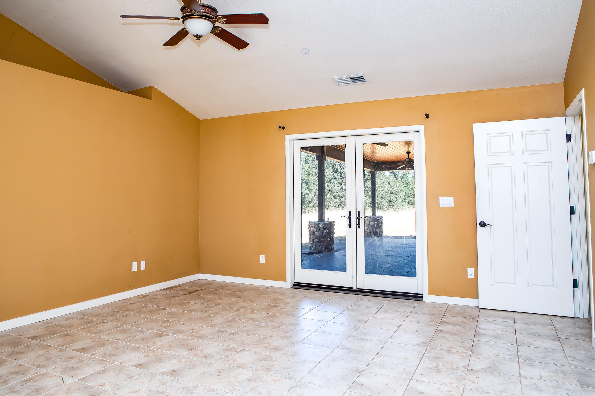 18490 Gas Point Road Cottonwood, CA 96022 - Photo 23 of 65 IMG_7796-Edit