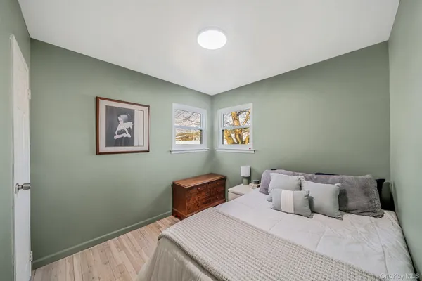 $525,000 | 2909 New London Avenue, Medford, NY 11763