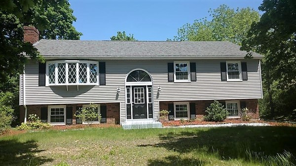 14 Paxton Road Spencer, MA 01562 - Photo 1 of 12 Gallery Image 1