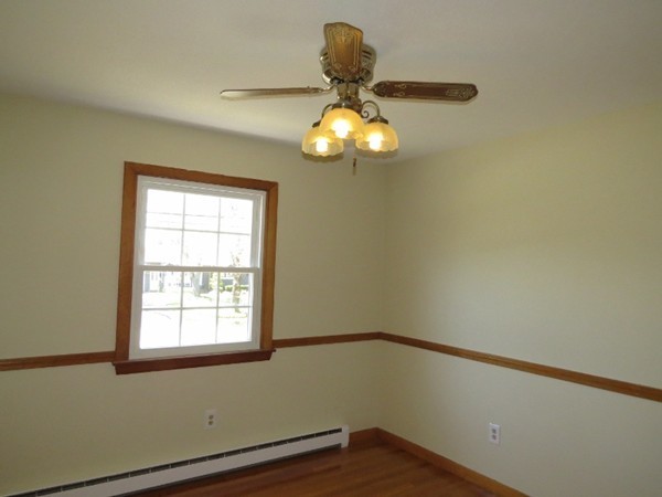14 Paxton Road Spencer, MA 01562 - Photo 11 of 12 Gallery Image 11