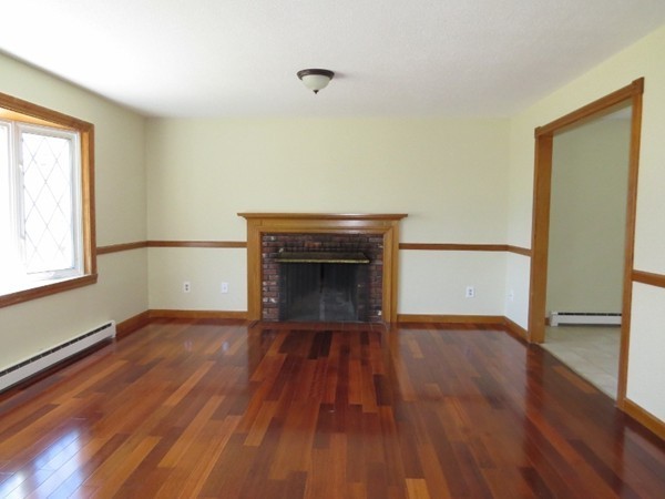 14 Paxton Road Spencer, MA 01562 - Photo 2 of 12 Gallery Image 2