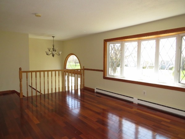 14 Paxton Road Spencer, MA 01562 - Photo 3 of 12 Gallery Image 3