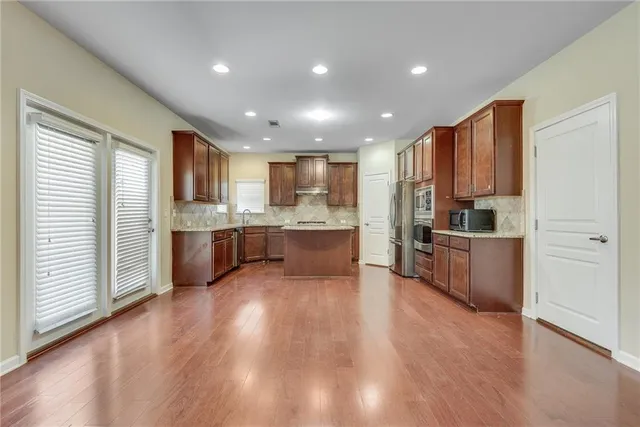 $3,000 | 270 Woods Creek Drive, Suwanee, GA 30024