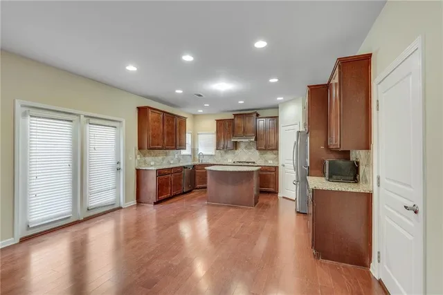 $3,000 | 270 Woods Creek Drive, Suwanee, GA 30024