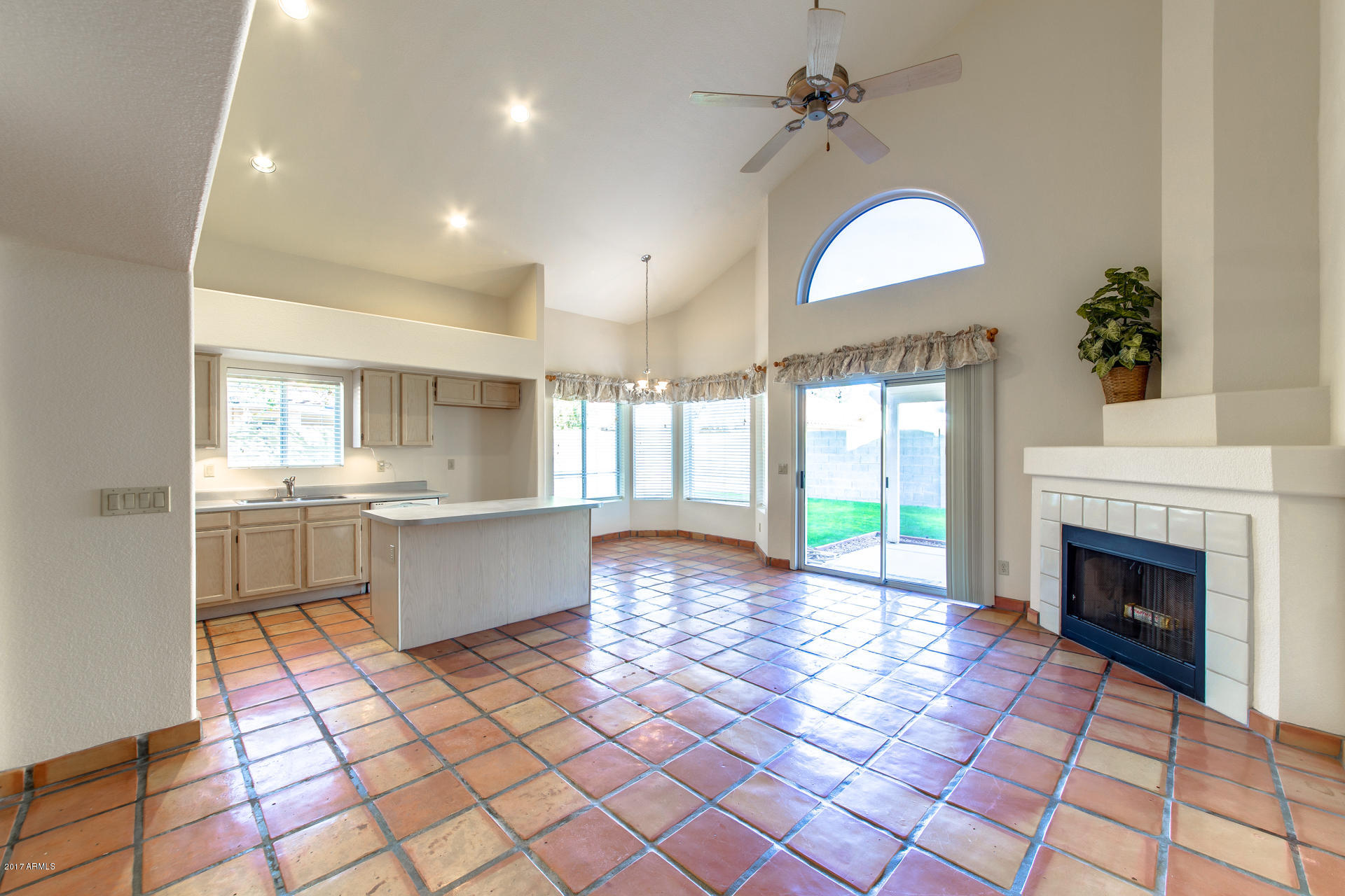 2560 North Lindsay Road, Unit 45 Mesa, AZ 85213 - Photo 8 of 35 ChaseCapture-8