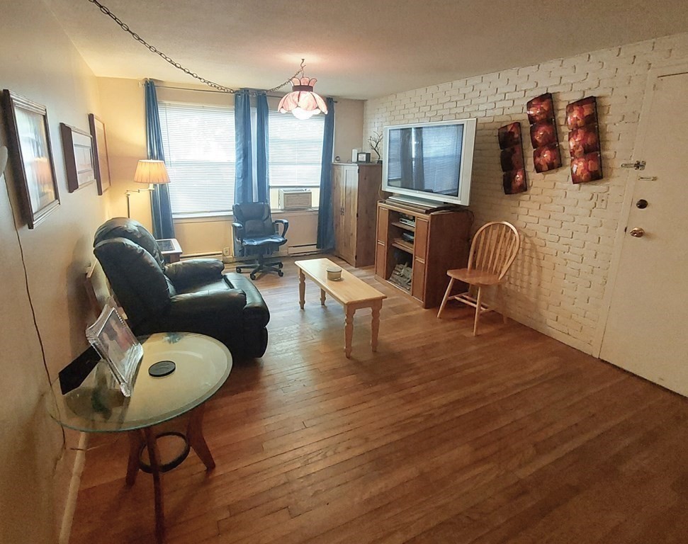 320 Nesmith Street, Unit 19 Lowell, MA 01852 - Photo 6 of 9