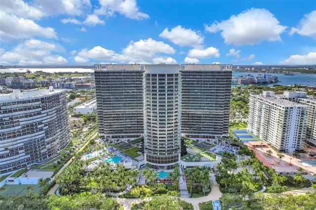 $8,900,000 | 9701 Collins Avenue, Unit 2104S, Bal Harbour, FL 33154