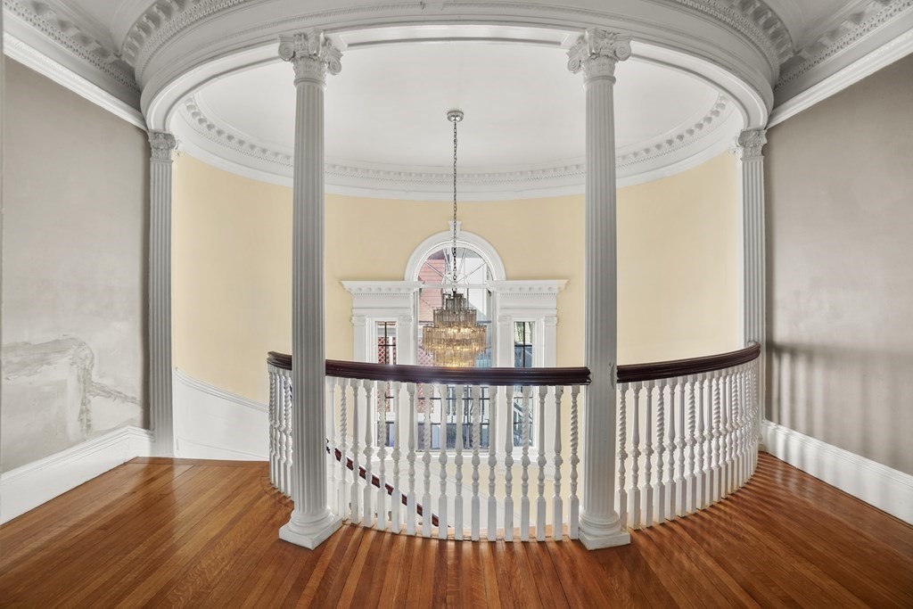 11 Wayne Street Boston, MA 02121 - Photo 13 of 32