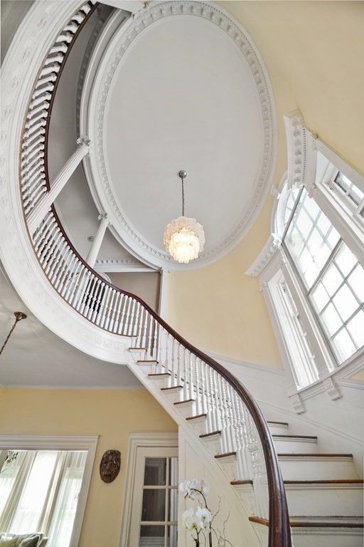 11 Wayne Street Boston, MA 02121 - Photo 2 of 32